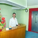 Ayvazali מלון